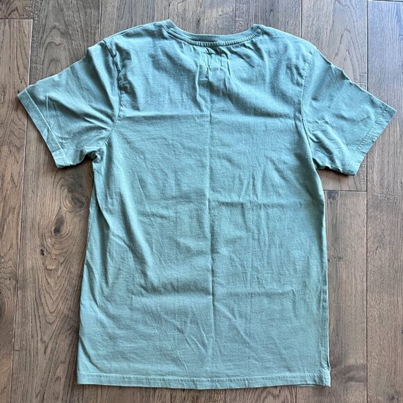 Pact Organic Cotton Graphic T-Shirt Green Size S Sustainable Casual Tee NWOT - Picture 4 of 6